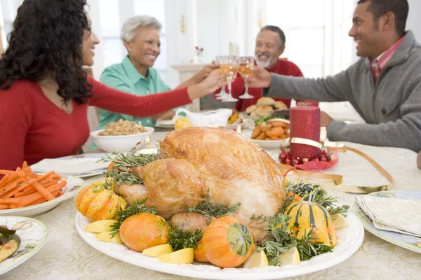 Aile Noel Yemeğinde Hep Birlikte — Stok fotoğraf