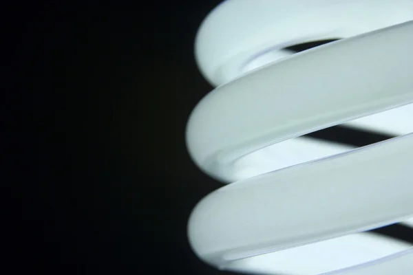 Fechar-se de lâmpada de energia eficiente — Fotografia de Stock