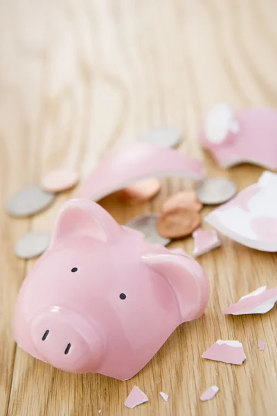Banco Piggy esmagado — Fotografia de Stock
