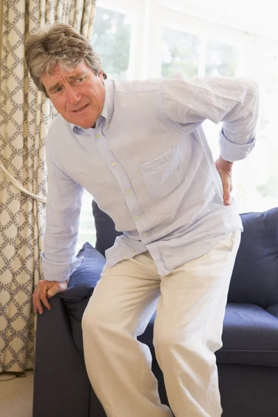 Mann Mit Rückenschmerzen — Stockfoto