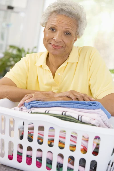 Woman Leaning Washing Basket — Stock Photo, Image