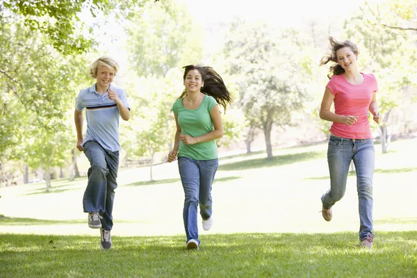 Teenagers Running Park — Stock Photo, Image