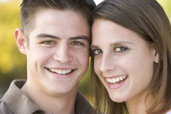 Teenage Couple — Stock Photo, Image