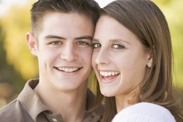 Teenage Couple — Stock Photo, Image