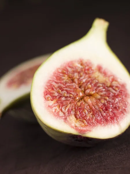 Halved Fresh Fig — Stock Photo, Image