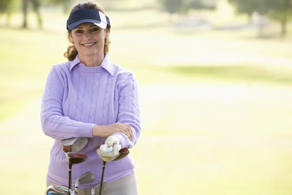 Retrato Uma Golfista Feminina — Fotografia de Stock