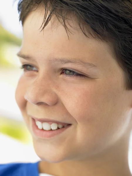 Portrét chlapce s úsměvem — Stock fotografie