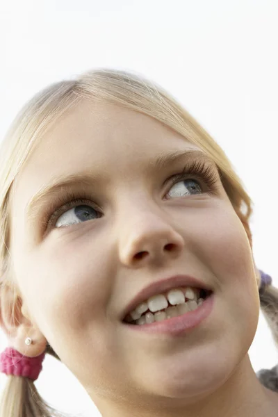 Porträtt av flicka leende — Stockfoto