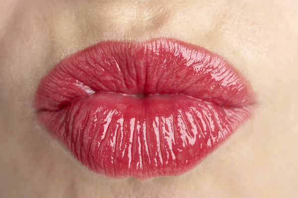 Ekstremalnych bliska średniej wieku kobiety usta — Zdjęcie stockowe