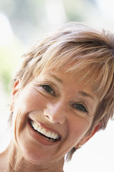 Senior, portret, vrouw, geluk, gelukkig, glimlachen, vijftig, headshot, p — Stockfoto