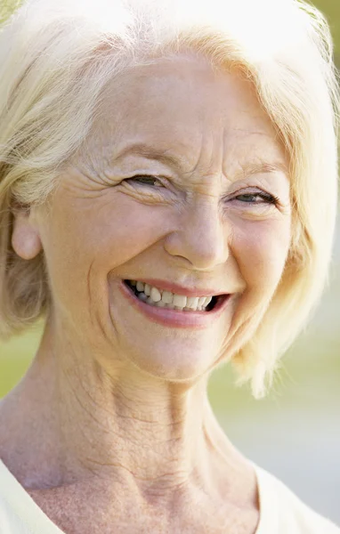 Personas mayores, Retrato, Mujer, Felicidad, Noventa, Alegre, Feliz, Sonriendo , — Foto de Stock