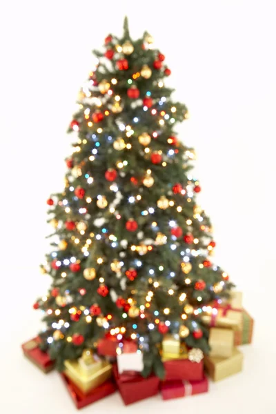 白色背景圣诞树的抽象视图 — 图库照片