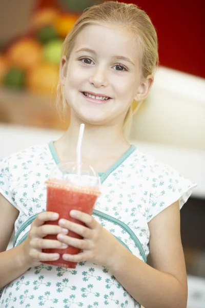 Young Girl Drinking Berry Smoothie — Stock Photo, Image