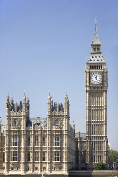 大笨钟和议会 英国的房子 — 图库照片