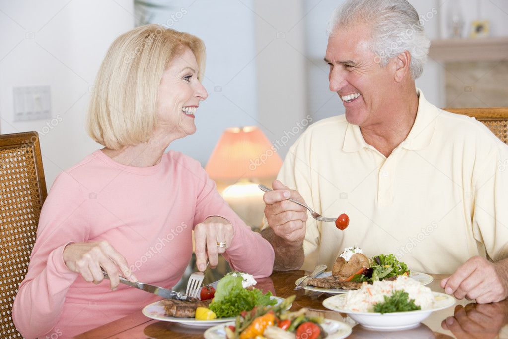 Elderly Couple Enjoying Healthy meal,mealtime Together — Stock Photo