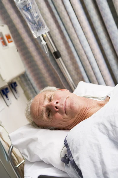 Пациент Больнице Кровать — стоковое фото