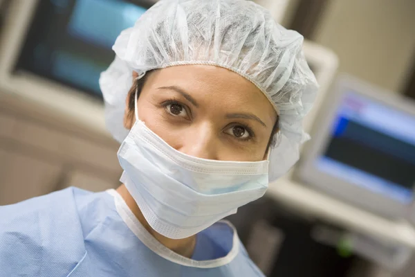 Retrato Cirurgião Esfregaços Cirúrgicos — Fotografia de Stock