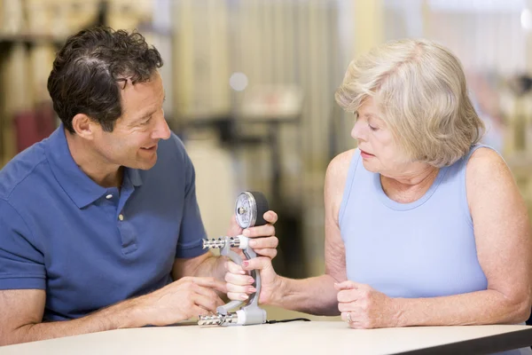 Physiotherapist With Patient In Rehabilitation — Stock Photo, Image