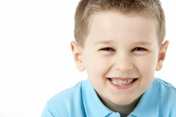 Portret Uśmiechniętego Chłopca — Zdjęcie stockowe