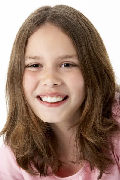 Portrét usměvavé mladé dívky — Stock fotografie