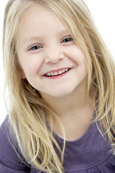 Porträtt av leende 4-årig flicka — Stockfoto