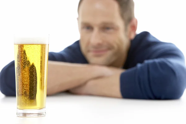 Man Looking Glass Beer — Stock Photo, Image