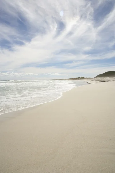 Τροπική παραλία με λευκή άμμο — Φωτογραφία Αρχείου