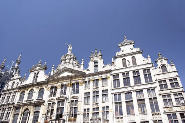 Az épületek a a grand helyen, Brüsszel, belgium — Stock Fotó