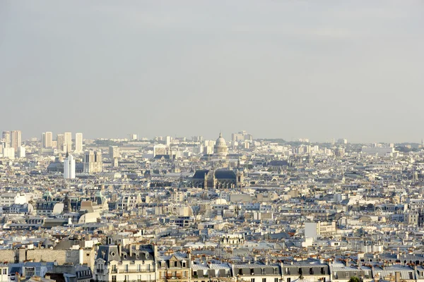 Вид на парижское небо — стоковое фото