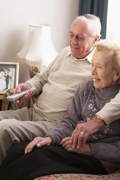 Senior Couple Watching TV At Home — Stock Photo, Image