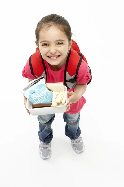 Portret Uśmiechnięta Dziewczynka Gospodarstwa Lunchbox — Zdjęcie stockowe
