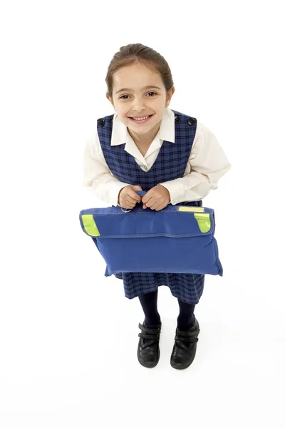 Студийный портрет кузнечихи, держащей школьную сумку — стоковое фото