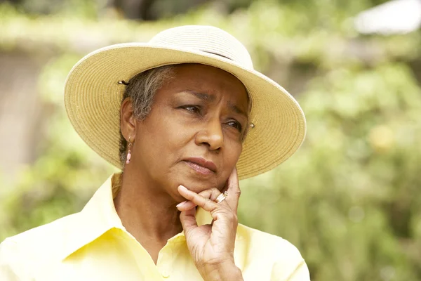 Senior Woman With Thoughtful Expression — Stock Photo, Image