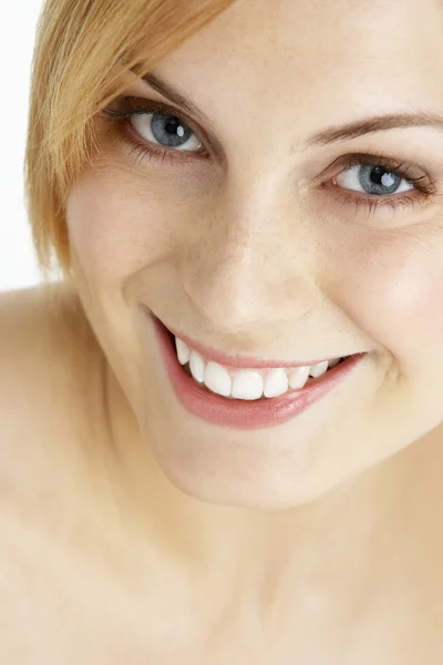 Portrait Of Smiling Woman — Stock Photo, Image