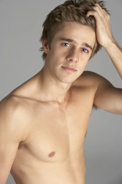 Πορτρέτο του γυμνός νεαρός — Φωτογραφία Αρχείου