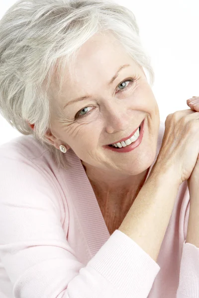 Portret Uśmiechający Się Starszy Kobiety — Zdjęcie stockowe