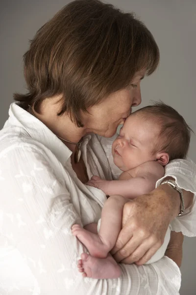 Mother Holding Newborn Baby — Stock Photo, Image