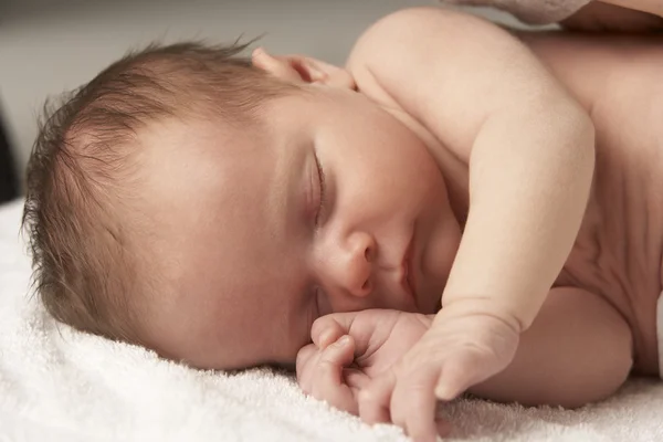 잠자는 아기의 클로즈업 — 스톡 사진