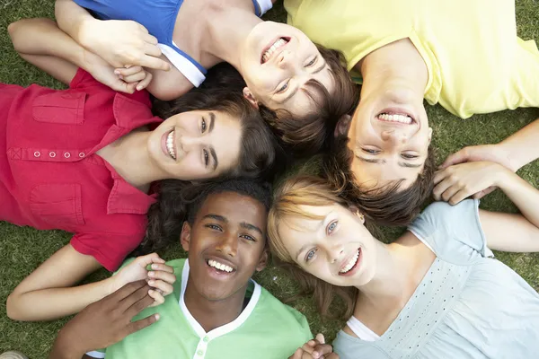 Group Of Teenagers Looking Up Into Camera — Stock Photo, Image