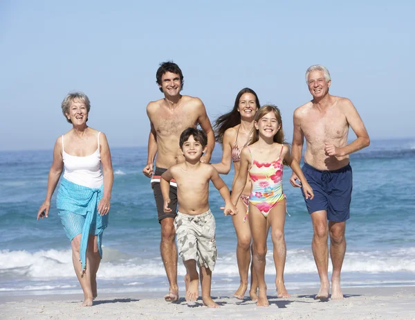 Extended family walking on — Stock Photo, Image
