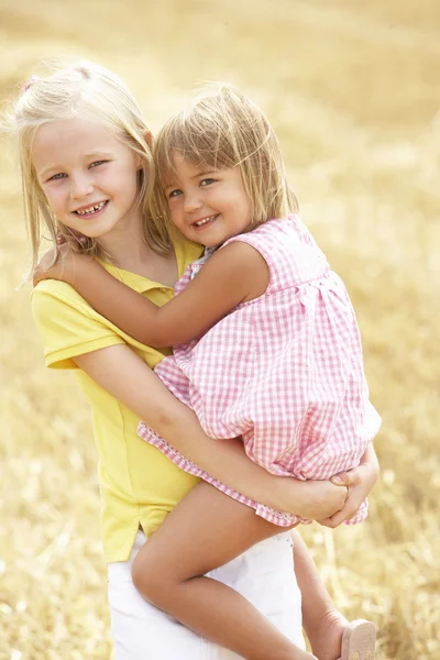 Children Having Fun Summer Harvested Field — Stock Photo, Image