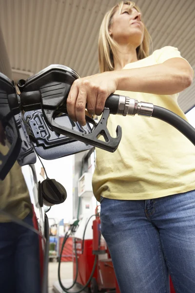 Detail Female Motorist Filling Car Diesel Petrol Station — Stock Photo, Image