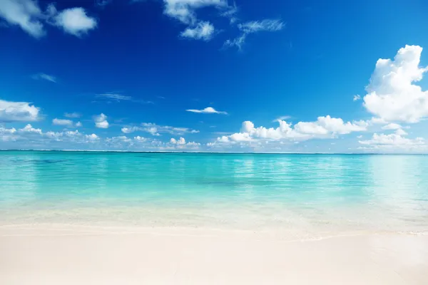 Sand and Caribbean sea — Stock Photo, Image