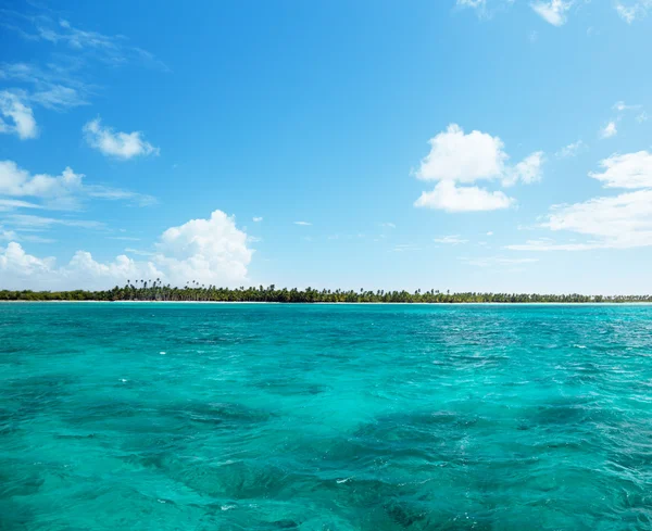 Caribbean sea and island — Stock Photo, Image