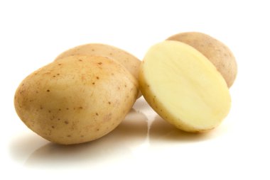Beyaz arka plan üzerinde izole patates