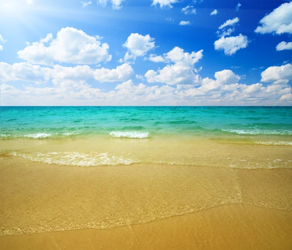 沙子和海洋 — 图库照片