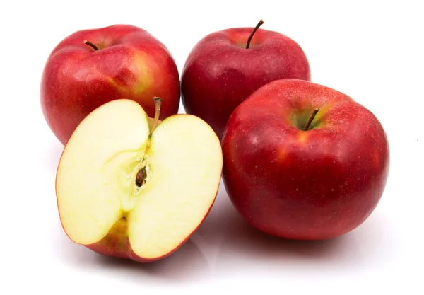 Czerwone jabłka — Zdjęcie stockowe