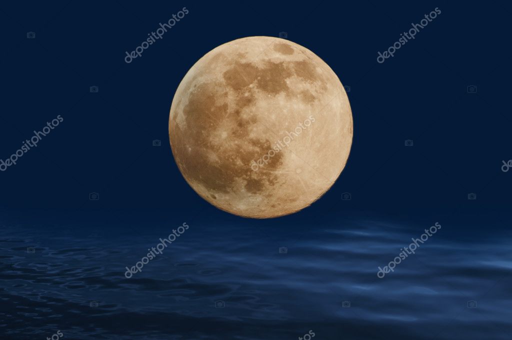 Featured image of post Wallpaper Full Moon Ocean : Sign up for free today!