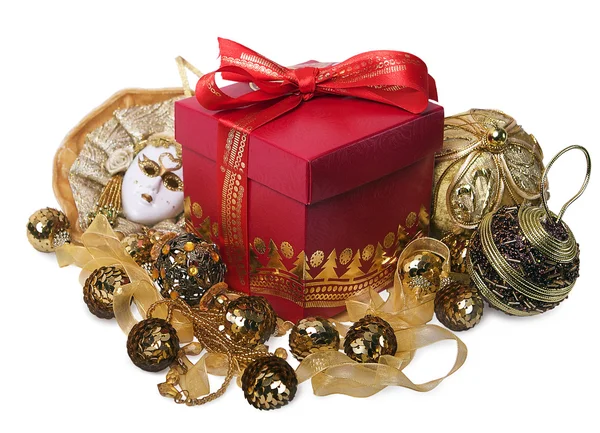 Caja Regalo Roja Contra Decoraciones Árbol Navidad Oro — Foto de Stock