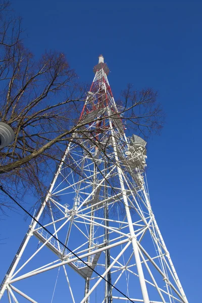 Mastro / torre de telecomunicações — Fotografia de Stock